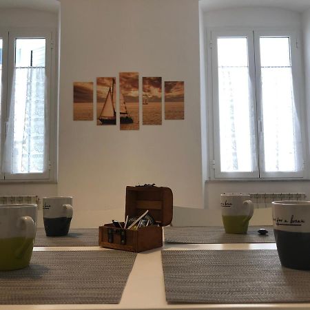 Due Ale - Nuova Casa Di Corte A Trieste Extérieur photo