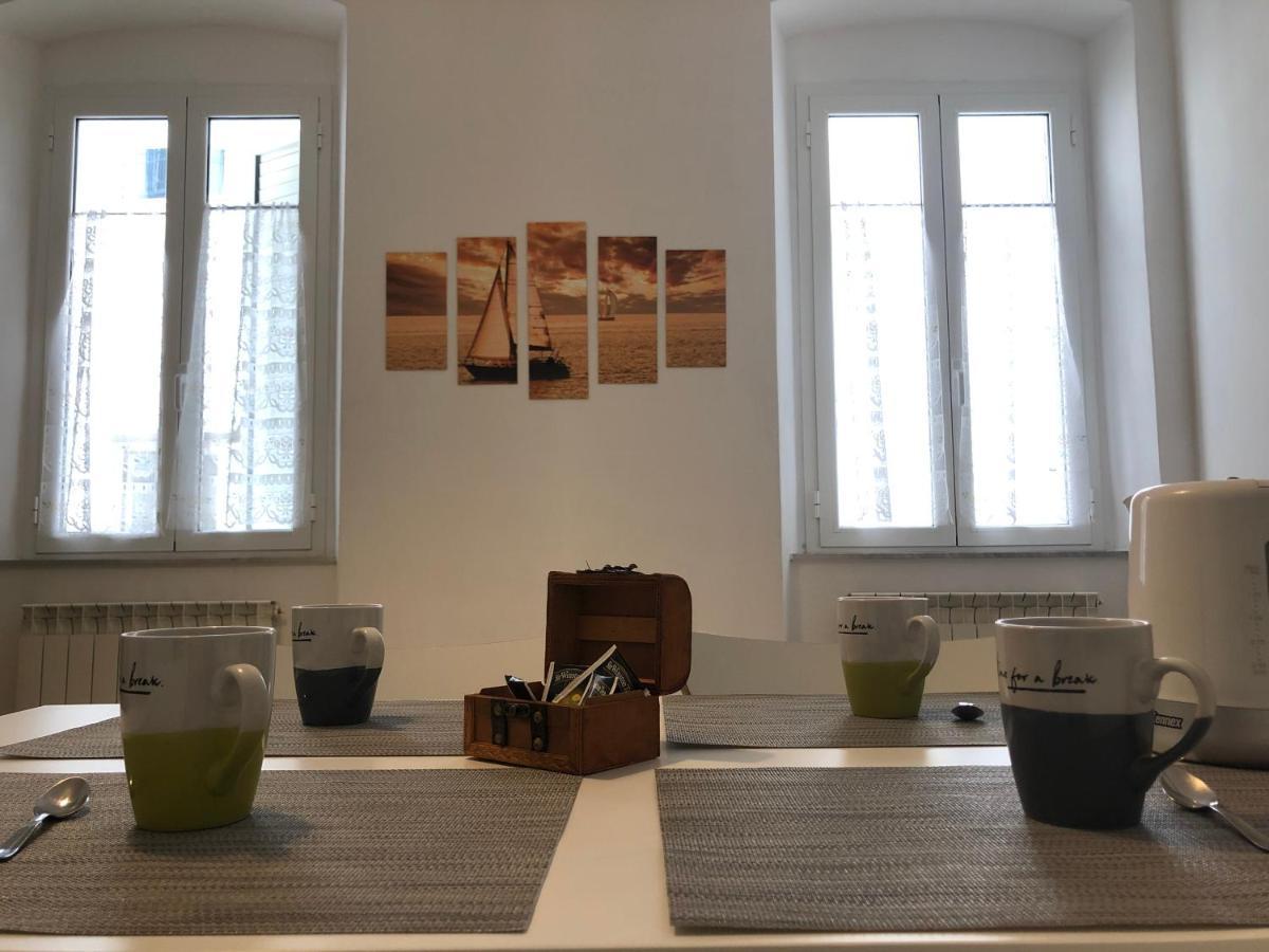 Due Ale - Nuova Casa Di Corte A Trieste Extérieur photo
