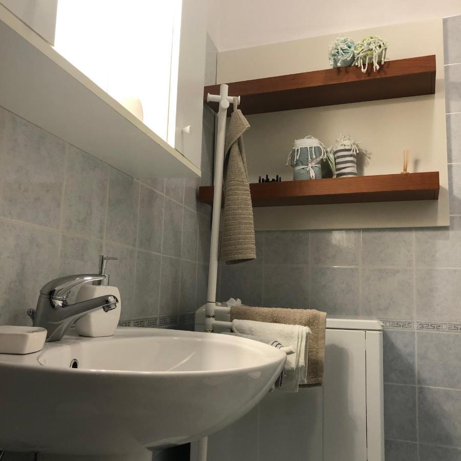 Due Ale - Nuova Casa Di Corte A Trieste Extérieur photo